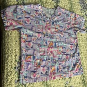 Women’s nursing scrub top-size MED